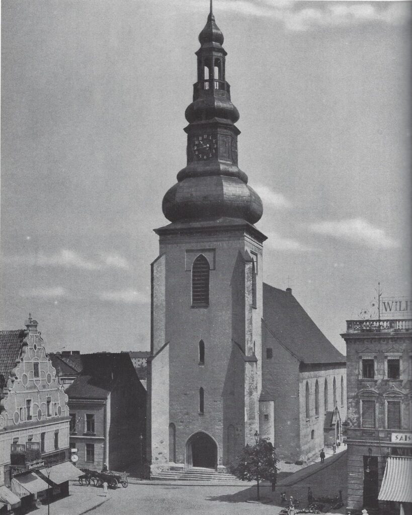 Лютеркирха в Инстербурге с высокой башней, фото 1920-х годов